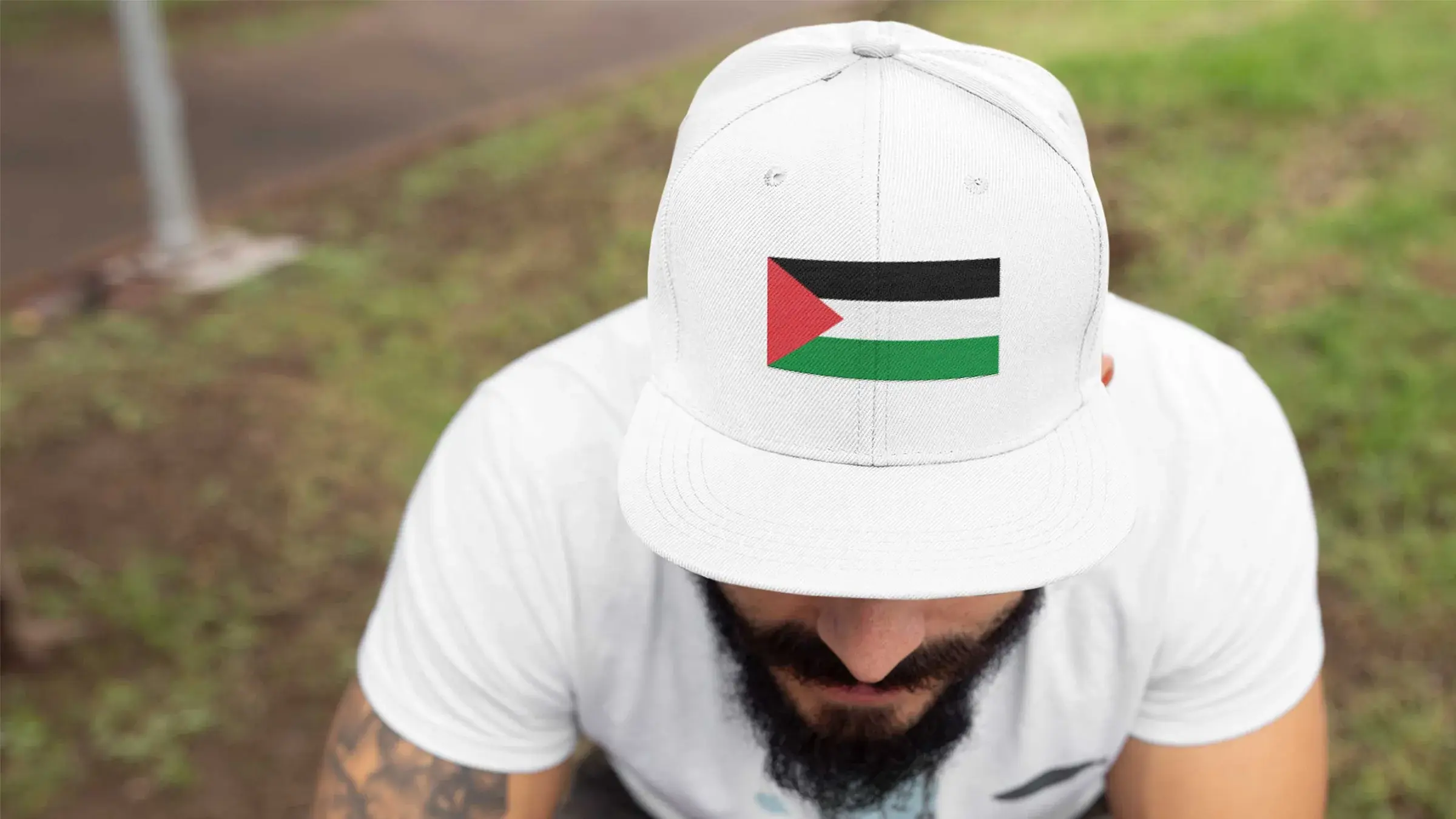 Caps and Headwear Construction: What Separates Cheap From Premium